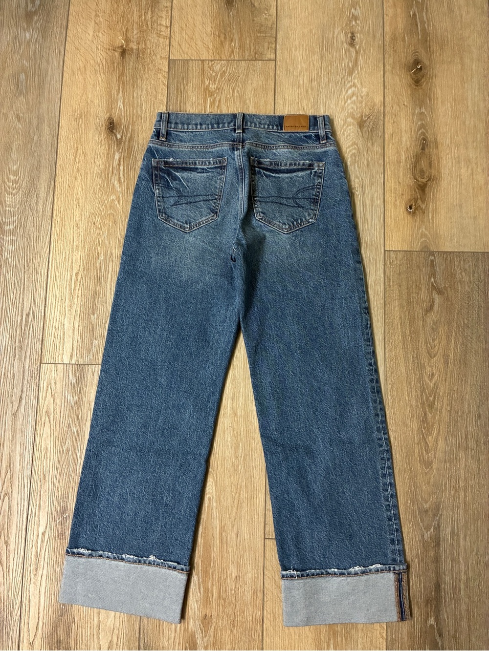 American Eagle Stovepipe Distressed Dark Blue Wide-Leg Jeans with Cuff NWOT-4 - Picture 3 of 4